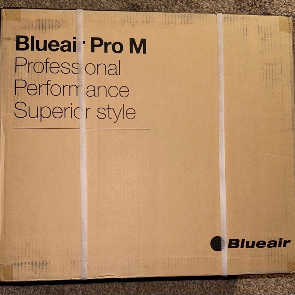 BLUEAIR Pro Air Purifier For Allergies Mold Smoke Dust Removal (390 Sq Ft) Pro M